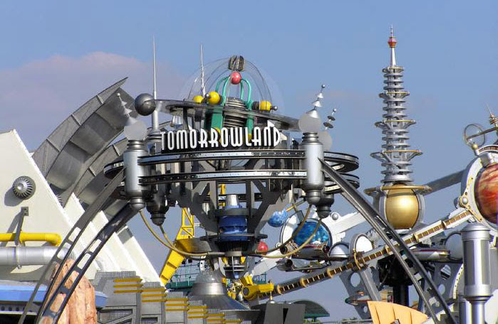 ディズニー映画が懲りずにディズニーランドのアトラクション ではなく トゥモローランドのエリアを丸ごと映画化 旧 ｃｉａ こちら映画中央情報局です