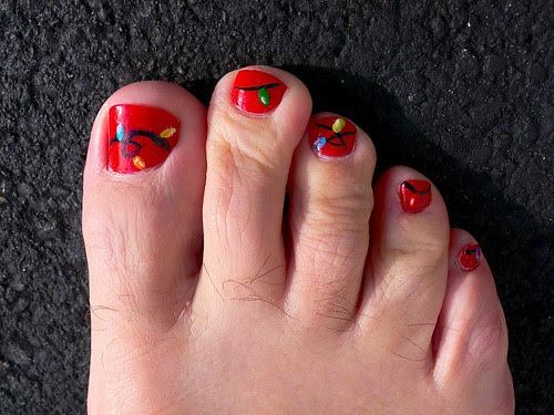 Christmas Light Nail Design for toenails.