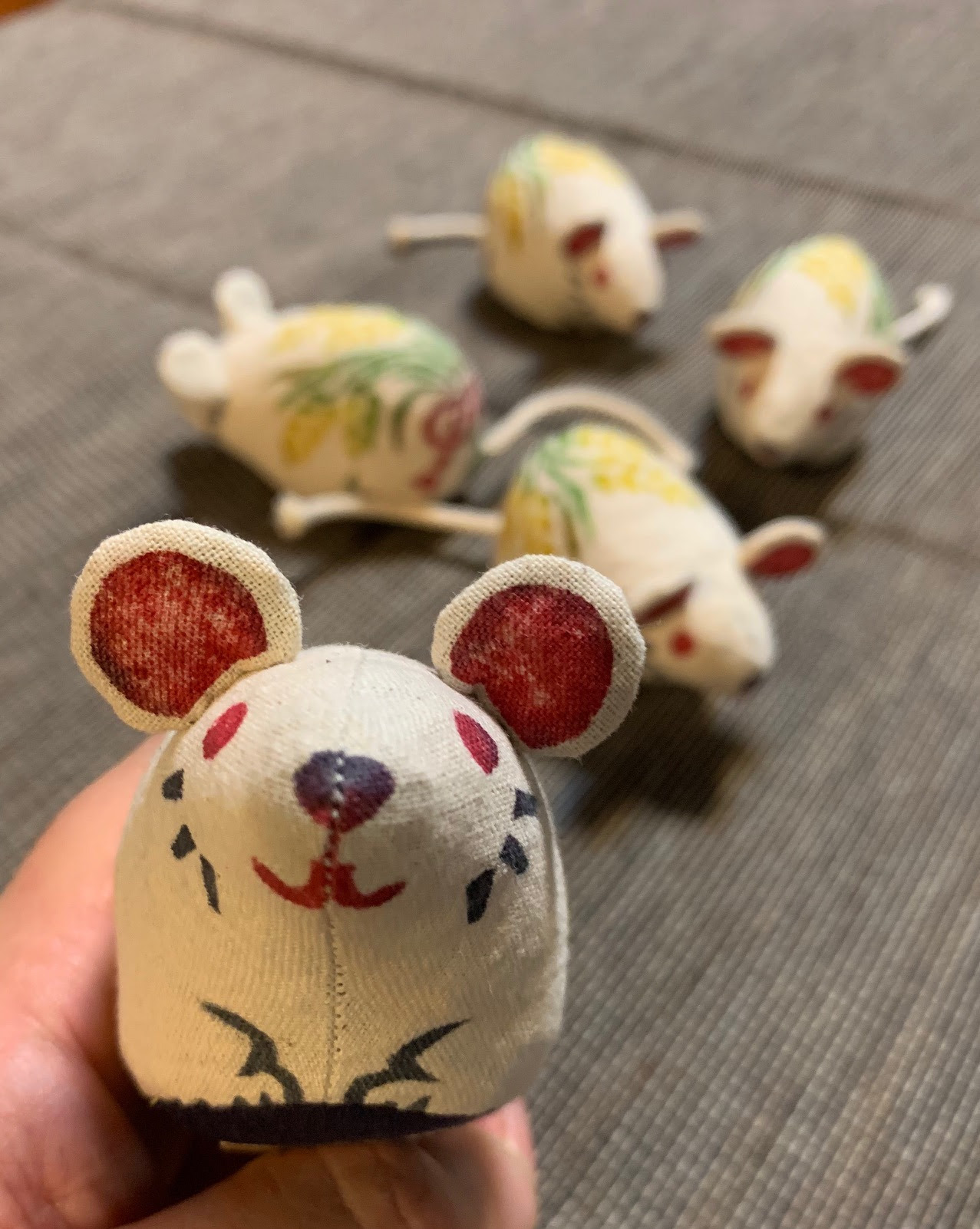 ２０２０年 庚子 真工藝 新作 木版手染め ぬいぐるみ 干支仔シリーズ 仔ねずみ 飛騨高山 真工芸