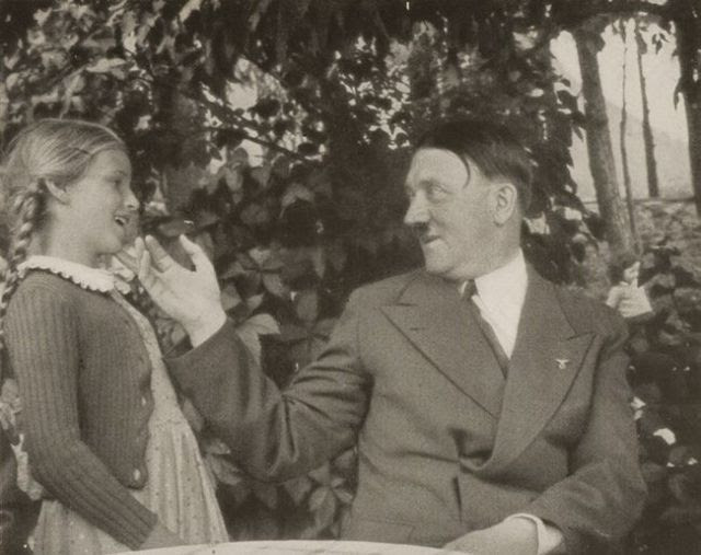 Sisi lain kehidupan Adolf Hitler, dia adalah penyayang anak