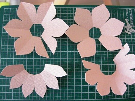 大輪の花のポップアップカード 色違いネーム入り テクニック クラフトロボ ポップアップカードfun 楽天ブログ