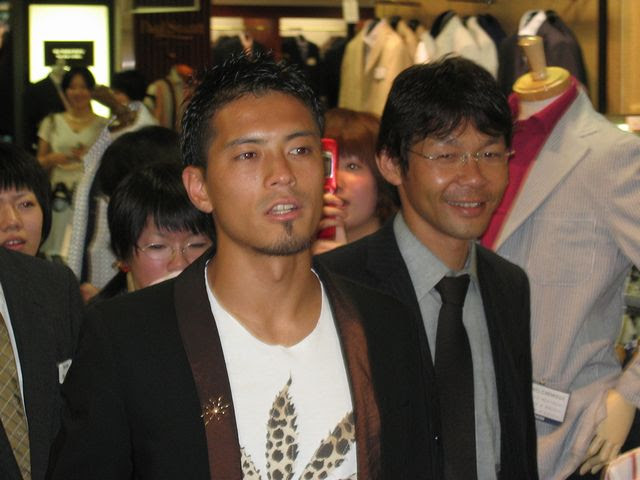 鈴木啓太４５