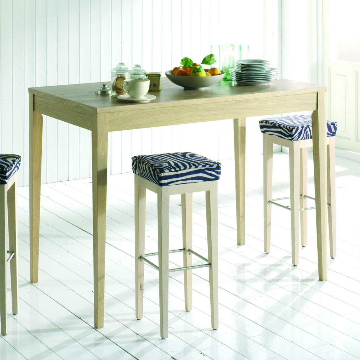 Table de cuisine haute en bois - Table de lit