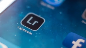 أدوبي تُحدّث تطبيقها Lightroom بواجهة تحرير جديدة على iOS