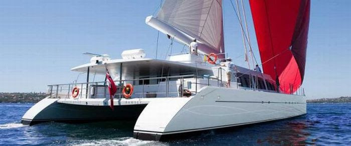 Beautiful Catamaran (25 pics) Beautiful Catamaran (25 pics)