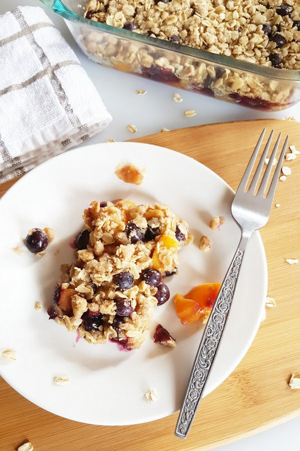Peach Blueberry Crisp