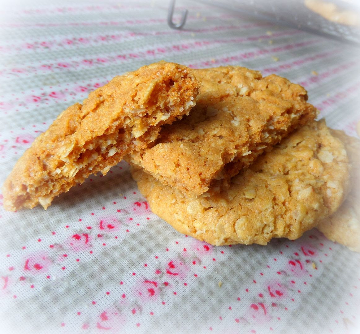 Homemade Hobnobs