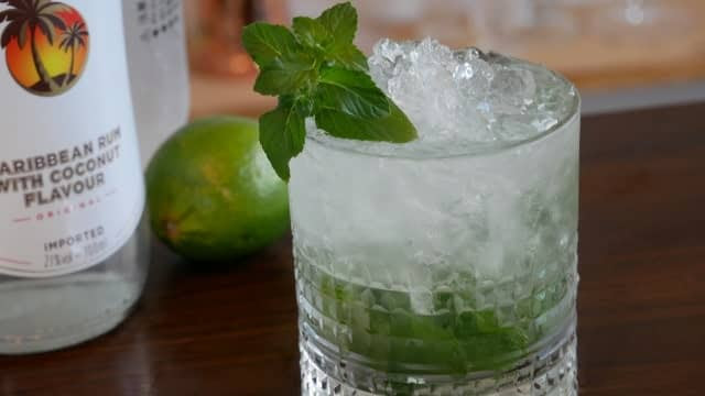 マリブモヒート ミントとココナッツのトロピカルカクテル Liquor Freak