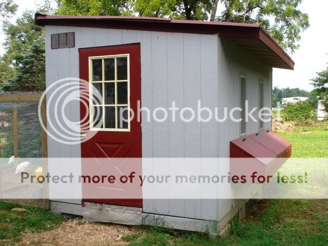 12 chicken coop FOR SALE - $1250