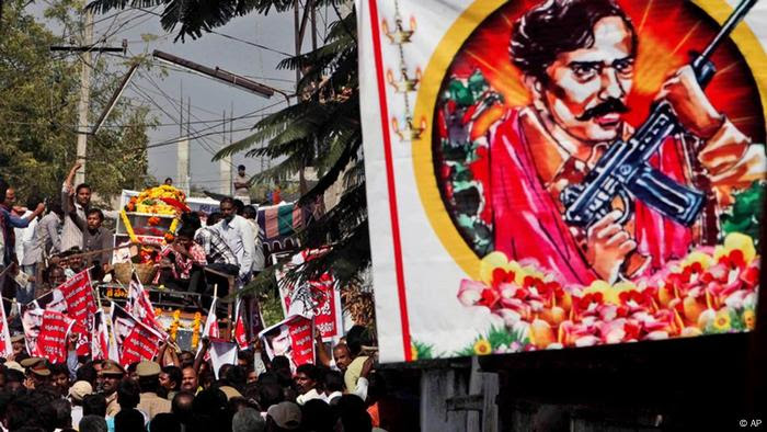 Indian Maoists release one Italian hostage | Asia | DW.DE | 26.03.