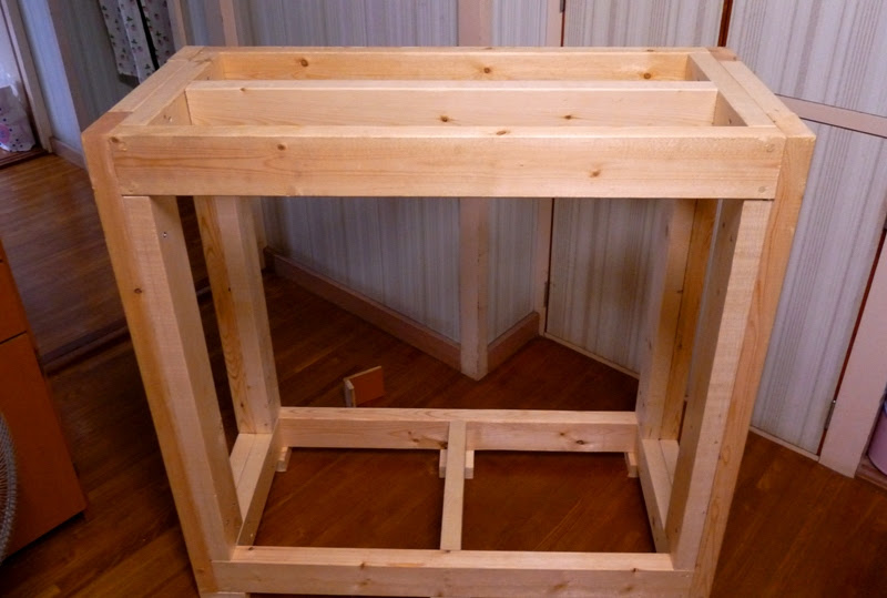 水槽台を作ってみました ヒカリの国のアクア