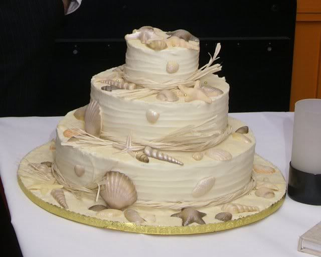 beach themed wedding cakes