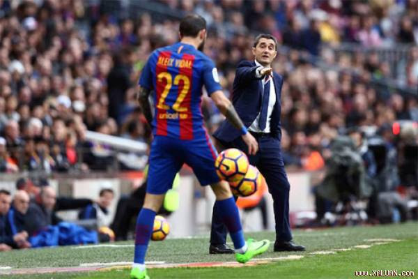 Valverde được kỳ vọng mang lại luồng gió mới cho Barca.