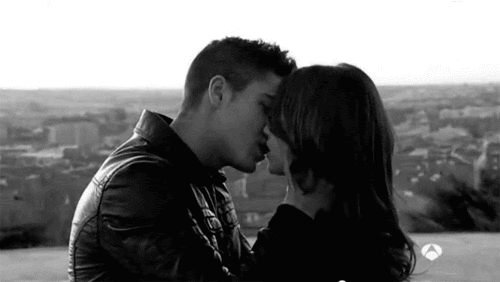 Casal, kissing s, love, amour, beijo, beso, amor you can share gif pareja, kuss, liebe, . Les Bisous Que Nous Adorons Vivre Ensemble Forum Mariages Net