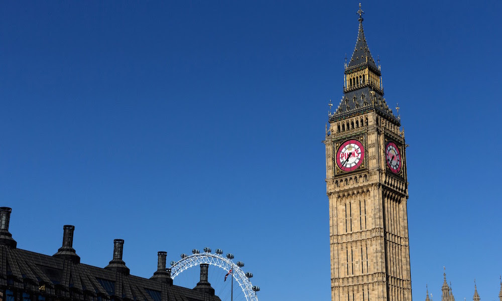 Pimm’s unveils the result of an unprecedented sponsorship deal to display its logo on the clock face of Big Ben. Strictly Under Embargo to 00.01 1st April 2016