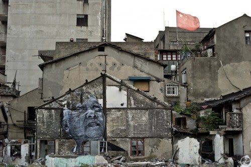 WRINKLES JR SHANGHAI L1000481 500x332 Amazing Street Art by French Artist JR