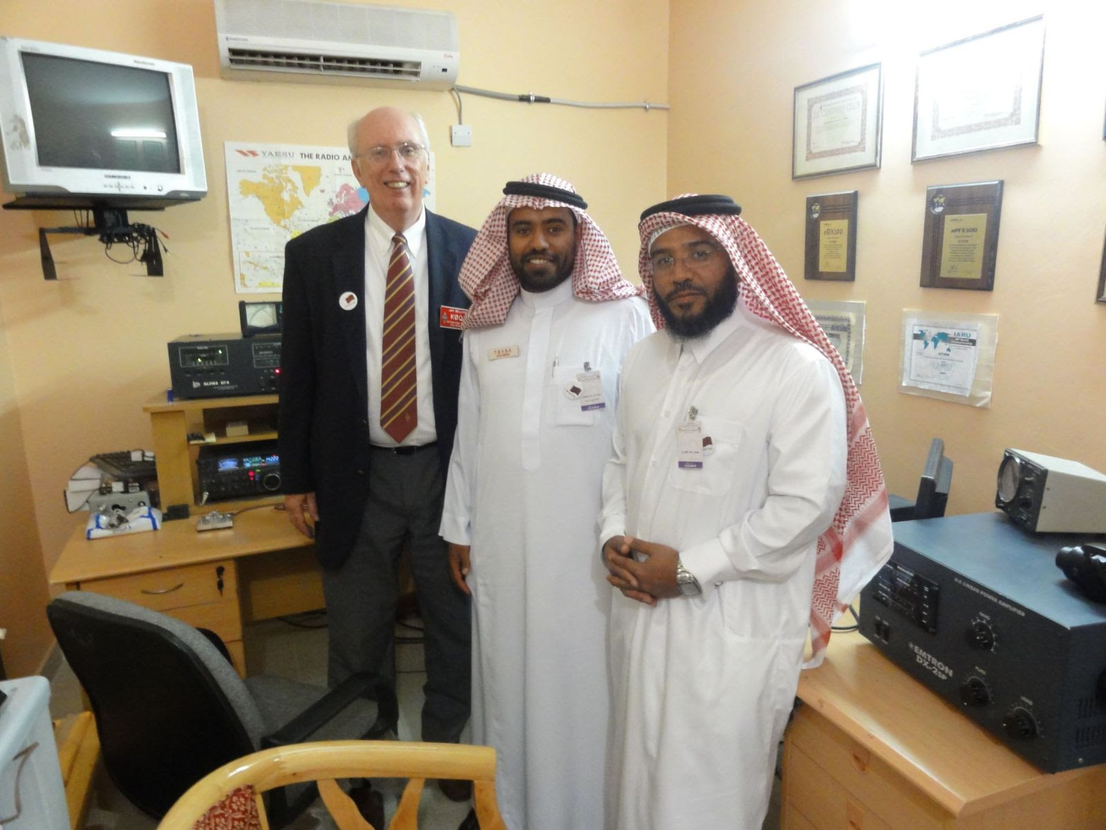 K0QB with 7Z1SJ and myself in my shack