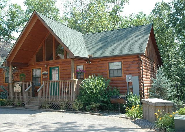 Smoky Mtn Getaway 435 | 4 Bedroom Cabins | Pigeon Forge ...