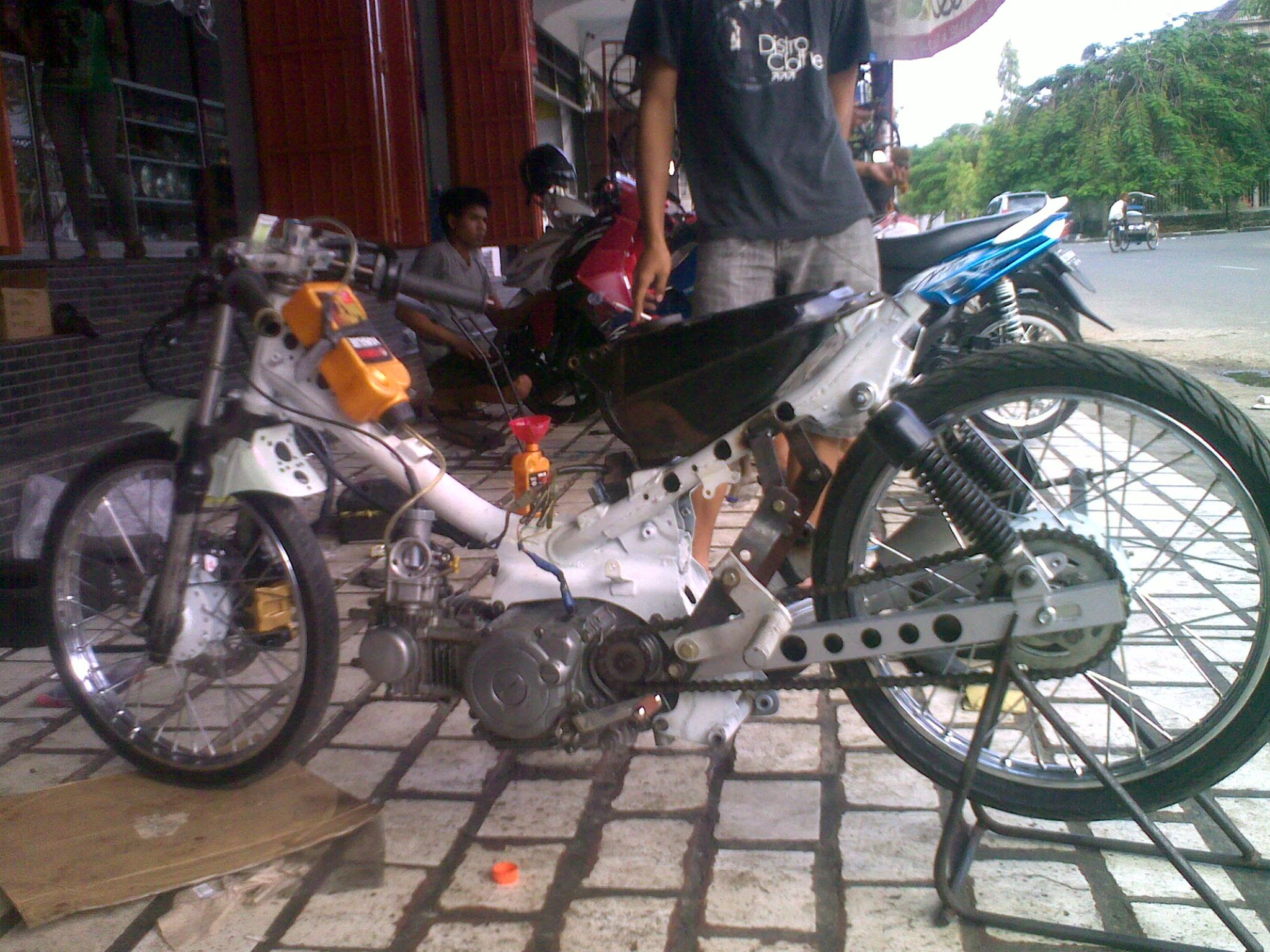 Koleksi Modifikasi Motor King Drag Terbaru Dunia Motor