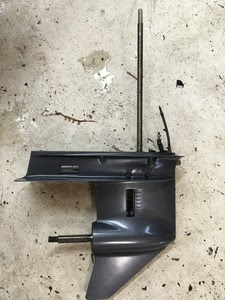  Yamaha  40  50 Hp  Outboard Motor  15 Short  Shaft  Lower Unit 
