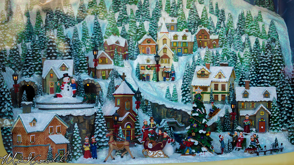 Disneyland Resort, Disney California Adventure, Off the Page, Christmas Time, Christmas