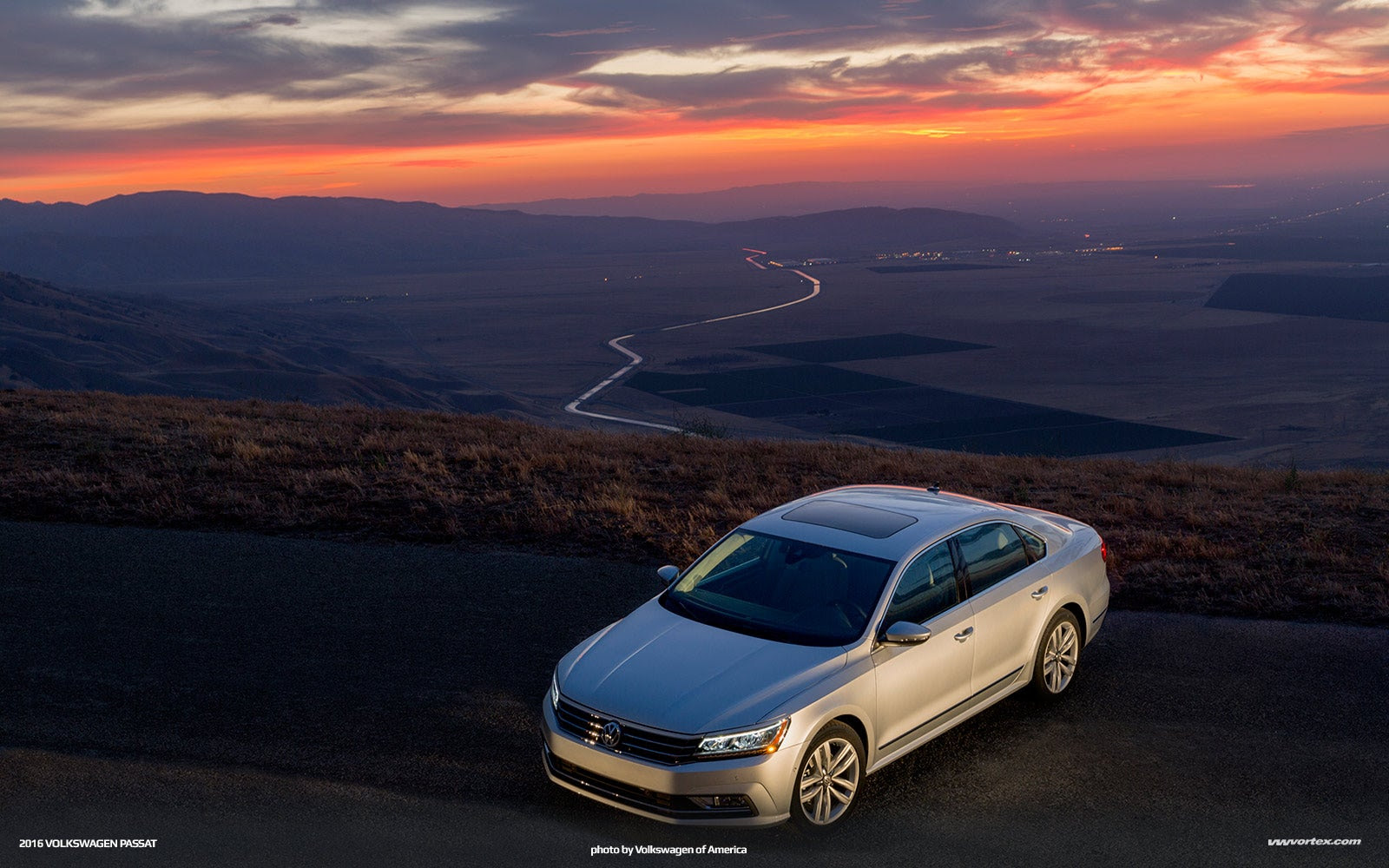 2016-volkswagen-passat-376