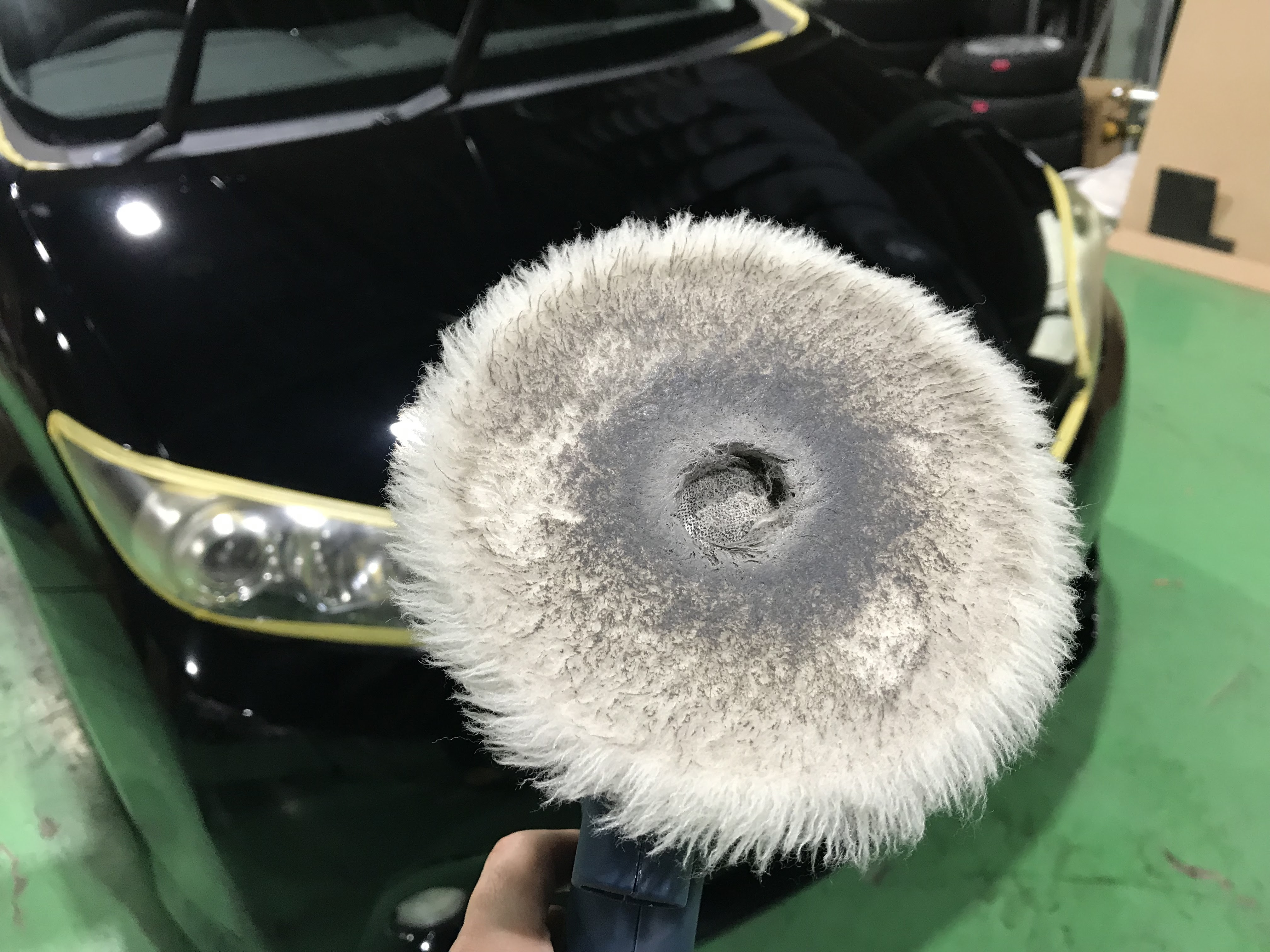 古いコーティング層によるバフ汚れについて Bullet