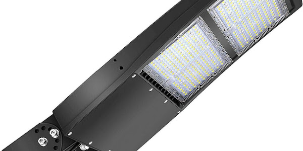 Flash Deals - 70% OFF LED Parking Lot Lights - OSTEK 200W LED Shoebox Street Pole Lighting, Waterproof 28000LM Outdoor Commercial Area Road Lighting 5000K 100-277V DLC UL
