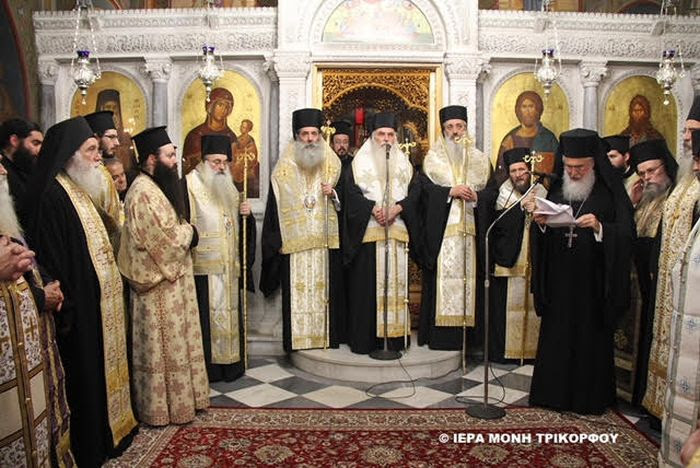 Αποτέλεσμα εικόνας για Το αντίο του Μεσογαίας Νικόλαου στον Γέροντα Νεκτάριο Βιτάλη