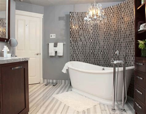 It's also available in many more finishes, sizes, and colors than most people realize. 22 stunning ideas of clean marble bathroom tiles