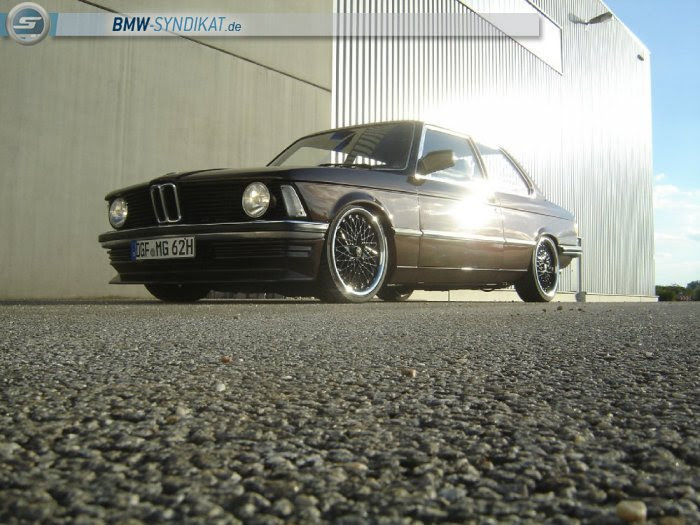   Gallery on Bmw E21   Fotostories Weiterer Bmw Modelle    Oldtimer    Www Bmw