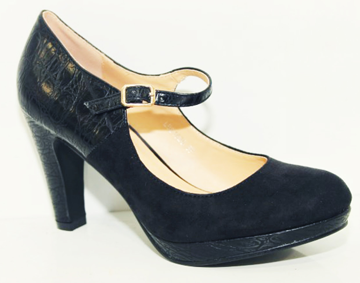 http://www.ebay.fr/itm/escarpins-femme-bride-noirs-noir-plateau-facon-croco-37-38-40-VENTE-PRIVEE-50-/301615804155?ssPageName=STRK:MESE:IT