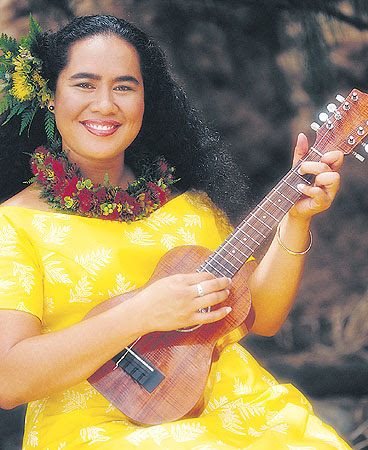 Kainani Kahaunaele