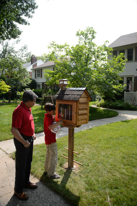 Public Library privately-owned publicly-available swap and share book boxes are popular there -- Whitefish Bay, Wisconsin, United States -- Copyright 2014 Jeffrey Friedl, http://regex.info/blog/