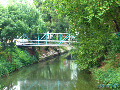 Jardim do Polis Leiria (Este) - Rio Lis e ponte Este (2) [en] Polis Garden of Leiria, Portugal