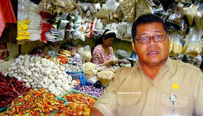 Ambon, Malukupost.com - Dinas Perindustrian dan Perdagangan (Disperindag) Provinsi Maluku mencatat harga berbagai jenis beras yang ditawarkan pedagang di sejumlah pasar di Kota Ambon hingga kini masih stabil. Kepala Bidang Perdagangan Dalam Negeri Disperindag Provinsi Maluku, Bustaman Ohorella di Ambon, Senin (15/1), mengungkapkan hasil pemantauan oleh petugas lapangan di Pasar Batumerah, Pasar Mardika dan Pasar Gotong Royong menunjukkan tidak ada perubahan harga pada beberapa kebutuhan pokok termasuk beras.