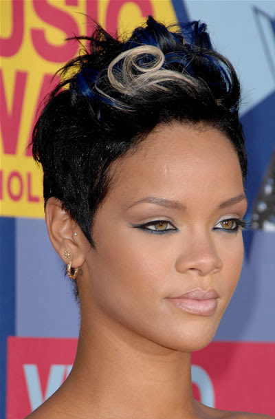 hairstyles for black women with short. blonde highlights short black