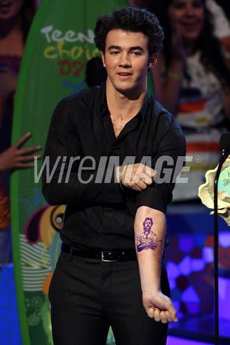 Kevin Jonas' Tattoo at TCA 2009