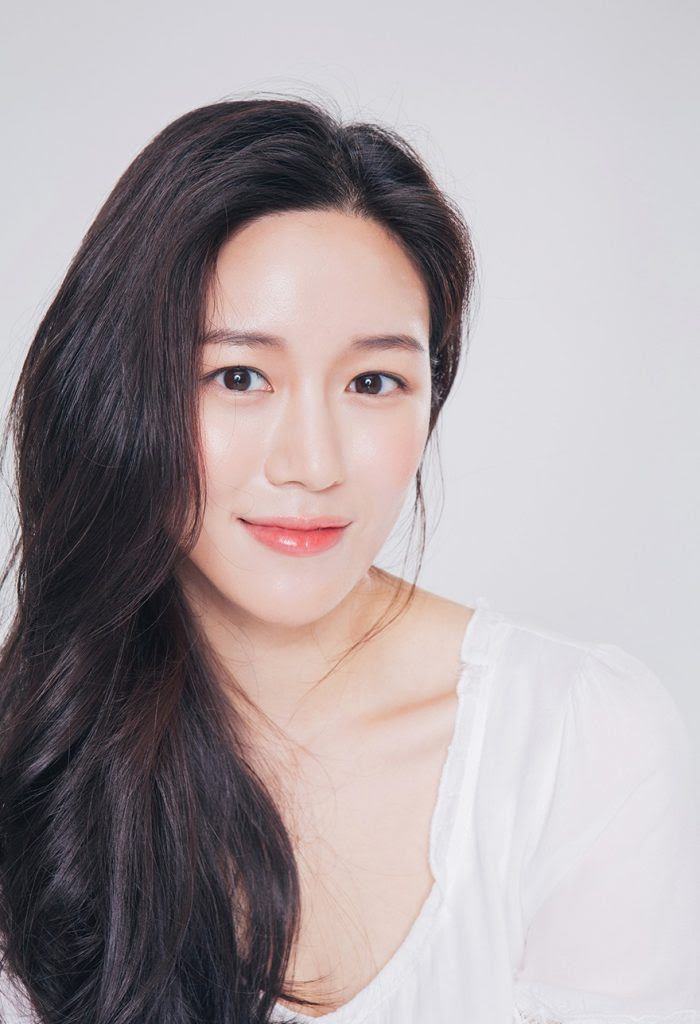 » Lee Da In 1992
