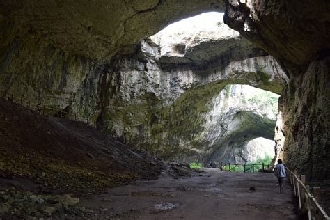 Schloss mogosoaia haben wir im zuge eines halbtagesausfluges im rahmen unseres aufenthalts in bukarest besucht. La Grotte Devetashka, Bulgarie