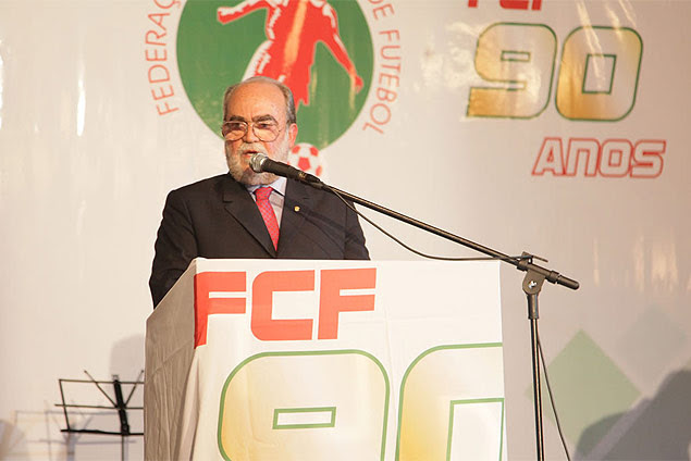 O vice-presidente da CBF, Delfim Peixoto. http://www.fcf.com.br/federacao-catarinense-de-futebol-celebra-90-anos-de-fundacao/
