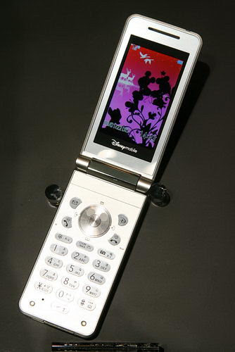 Asahi Com 新端末 ｄｍ００１ｓｈ ディズニー モバイル発表会 フォトギャラリー コミミ口コミ