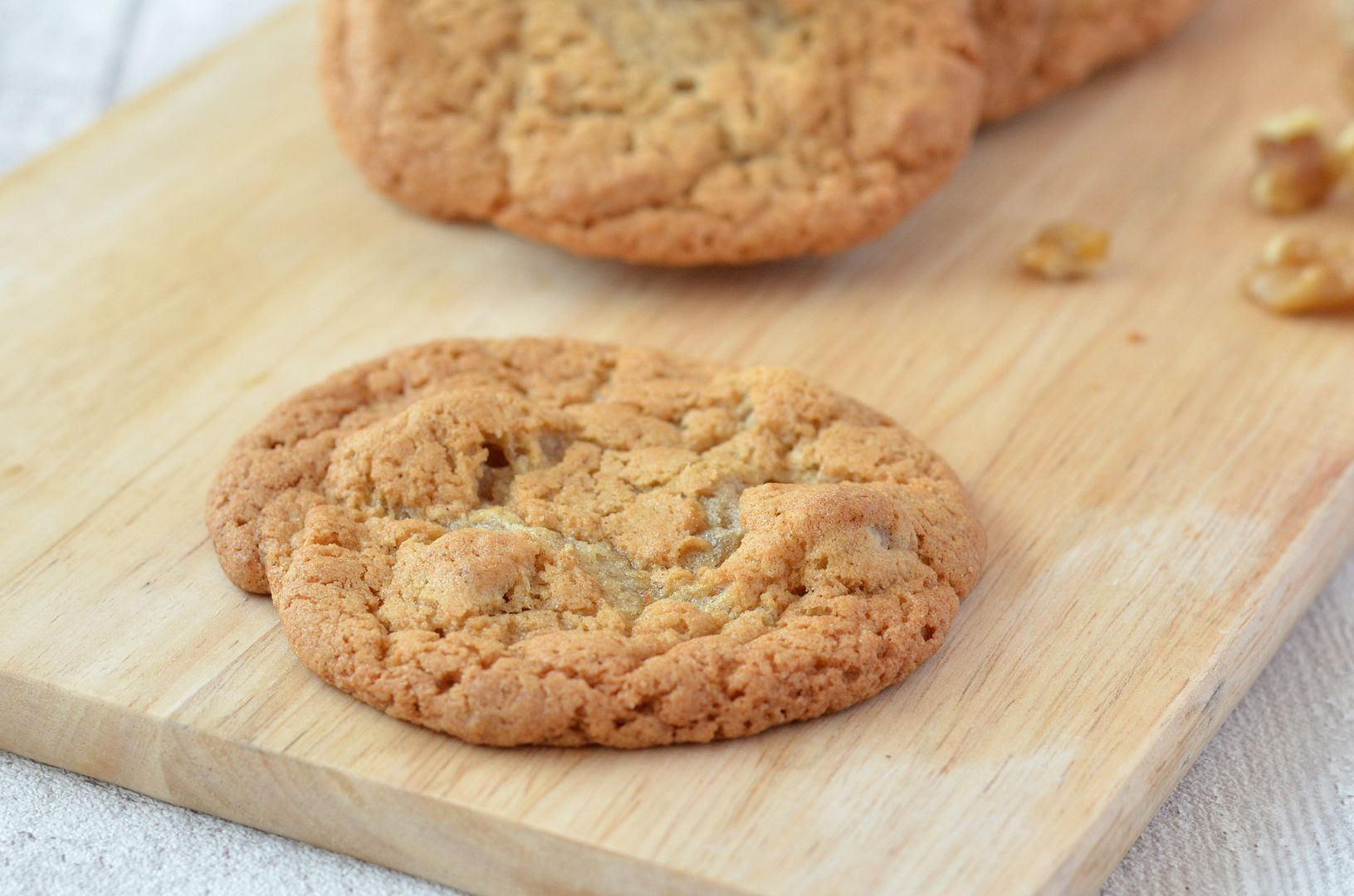 Maple and Walnut Cookies