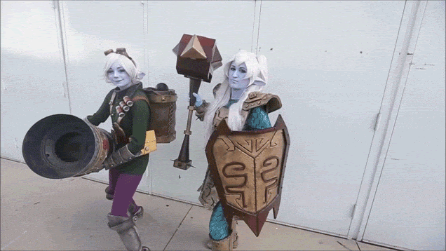 League of Legends Cosplayers Swarm Anime Expo 2014