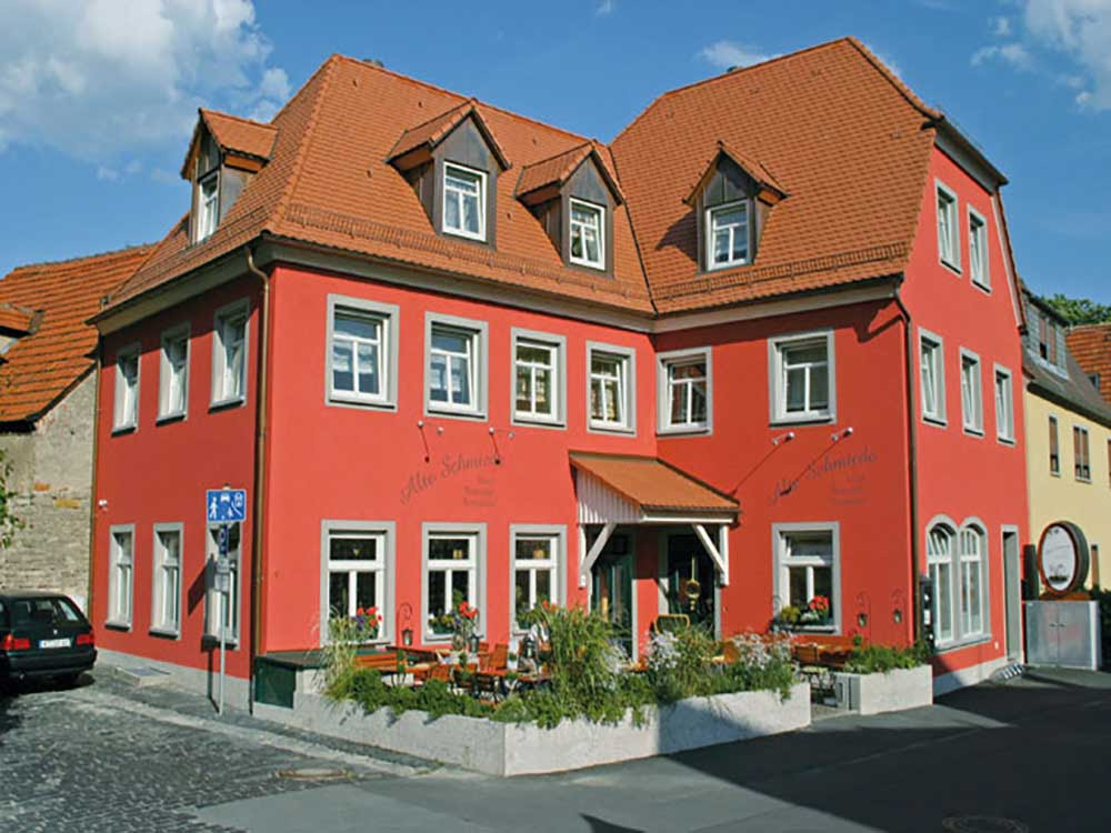 Gästehaus - Gasthof - Hotel Grüner Baum Dettelbach