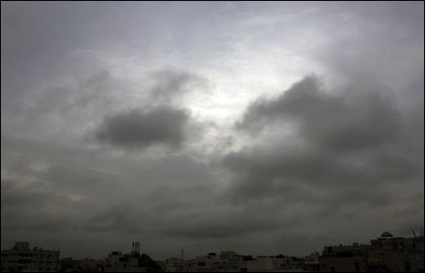 BBC NEWS | In Pictures | Asia eclipse: Your pictures