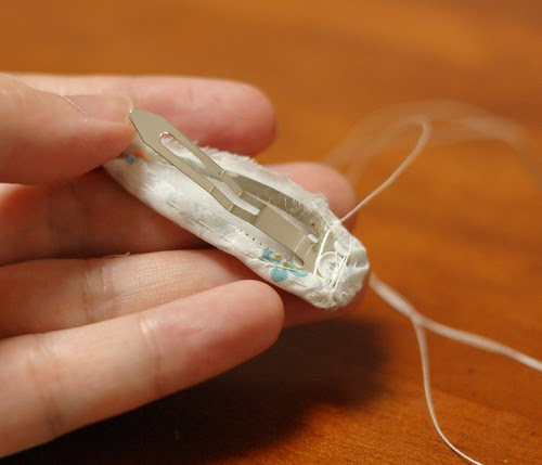 How to make a fabric covered snap clip 7