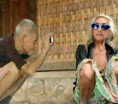 foto lucu kakek  nenek  narsis foto  gambar lucu