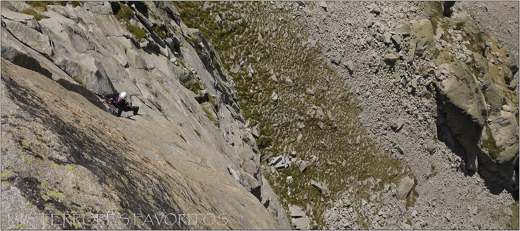 LES MALHEURS DE PIKATCHOU 200 MD sup 6b - Gran pic de Espade 2859 m