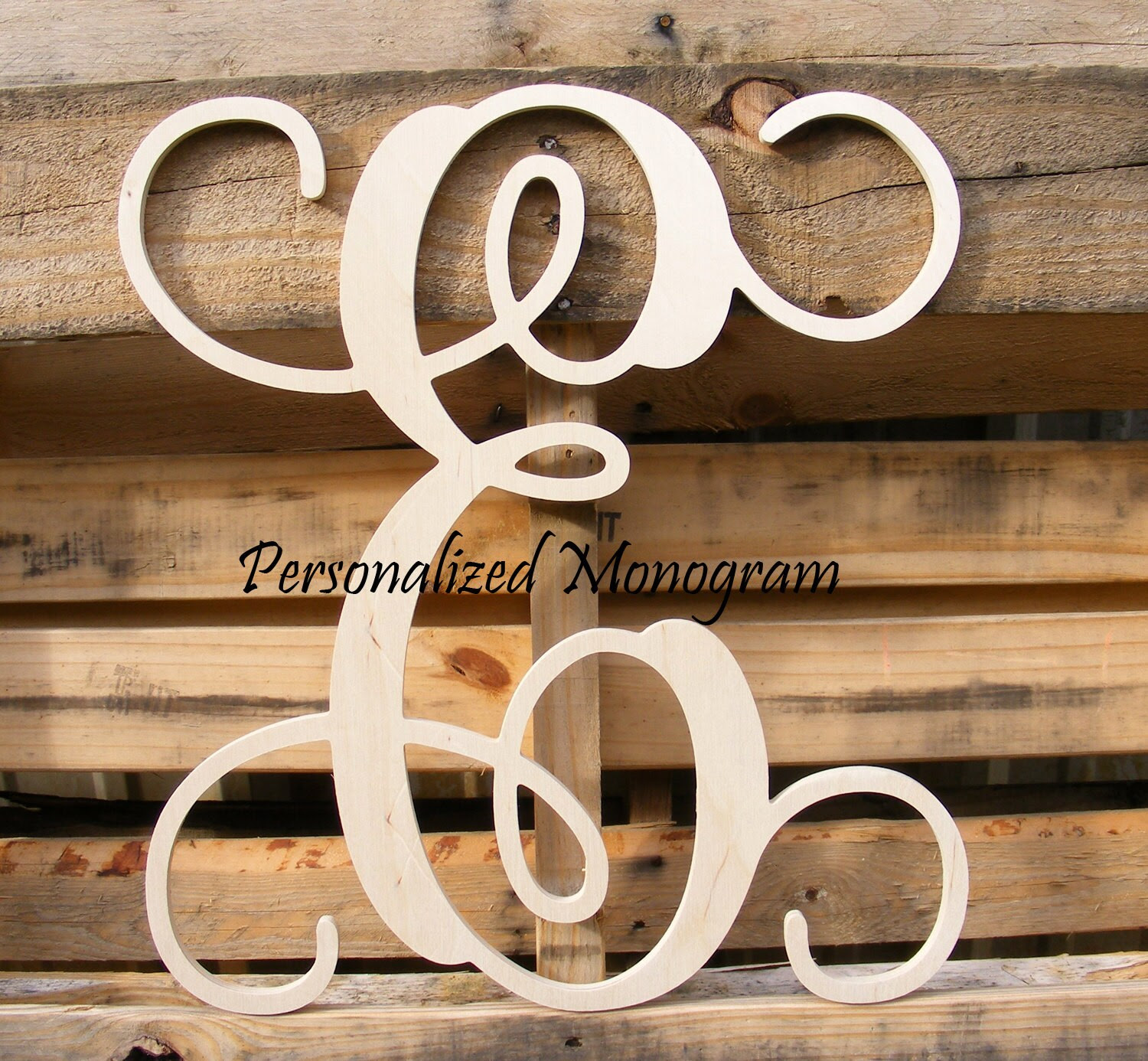 30" Wooden Monogram Single Letter Interlocking Script UNPAINTED